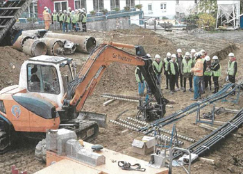 67 Studenten der OTH Regensburg besuchen GollwitzerBaustelle in